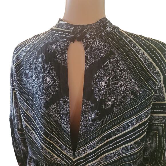 Free People Size S Women's Walking On A Dream Tunic Blouse Black Cutout Boho - Picture 5 of 9